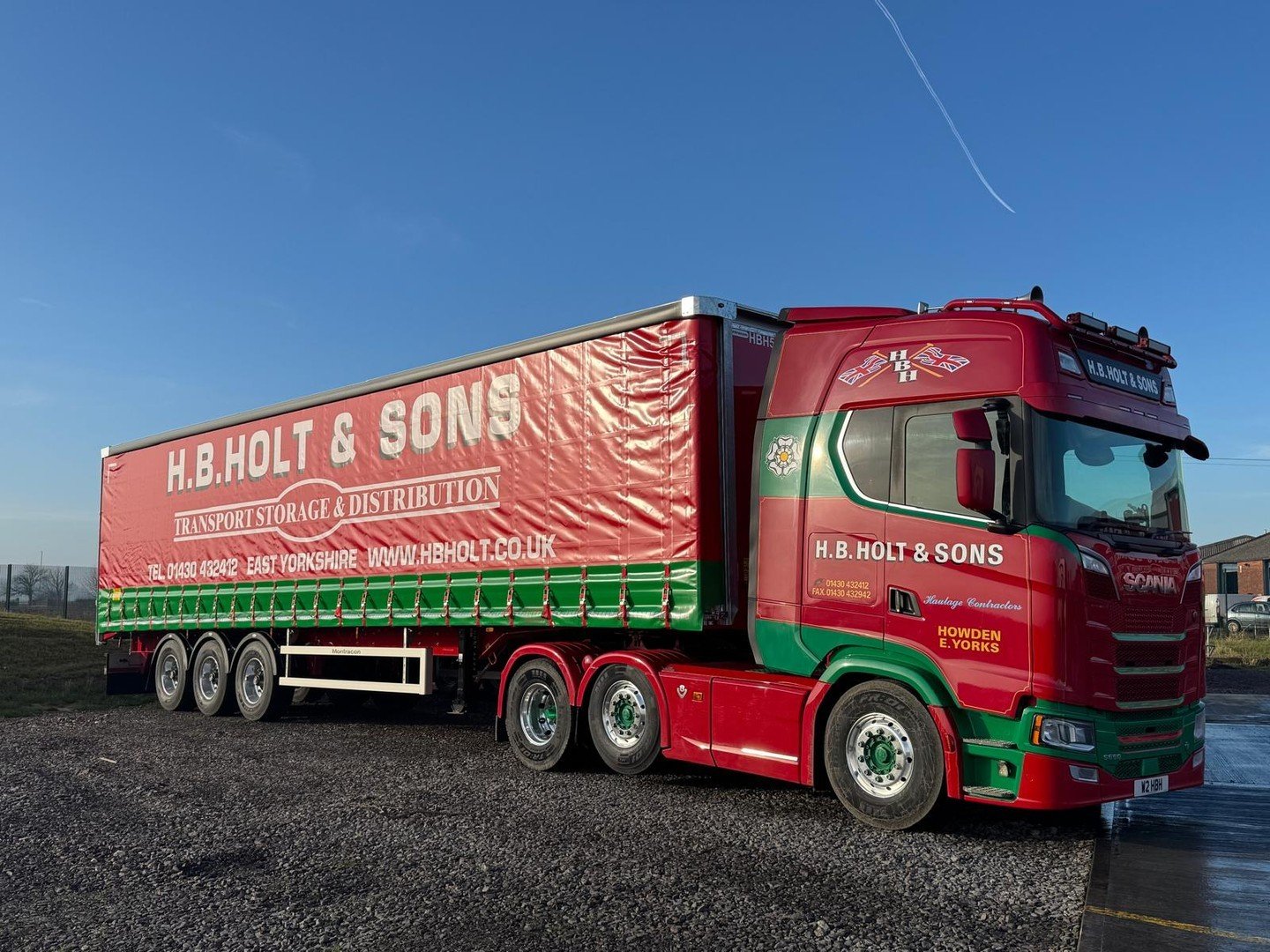 H.B. Holt & Sons curtainsider