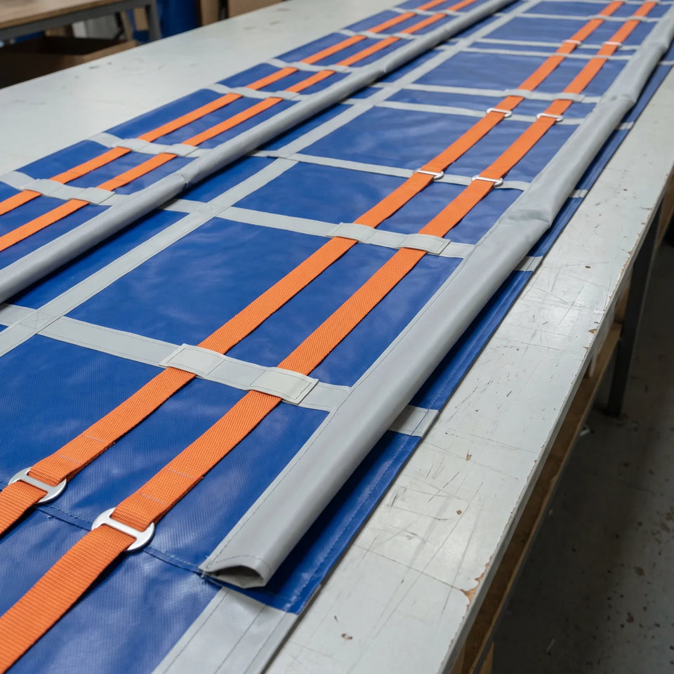 Pocketed curtain manufacture detail